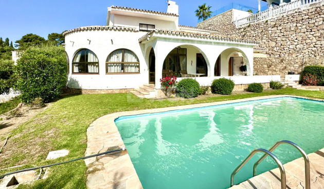 Odsprzedaż - Villa - Torremuelle - Costa del Sol