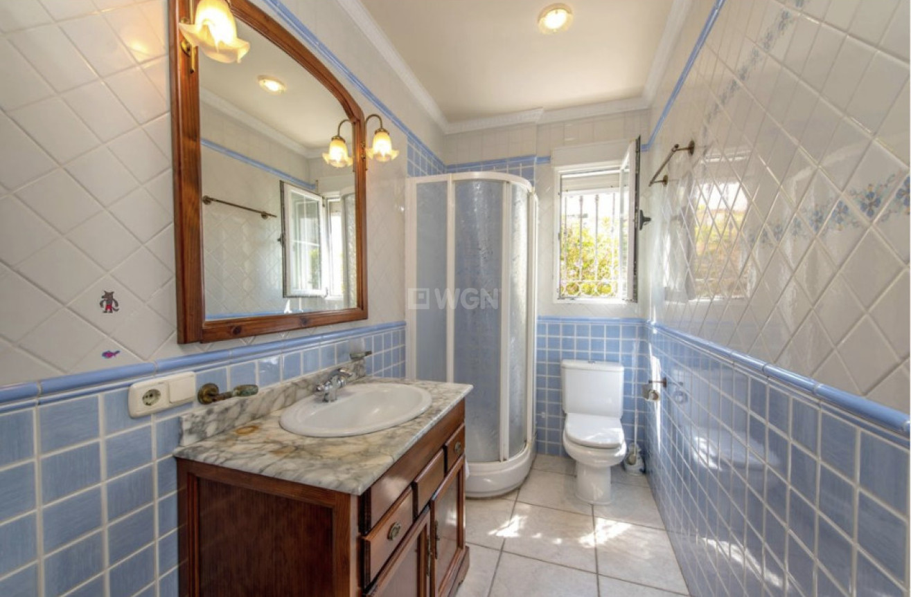 Odsprzedaż - Villa - La Mata - Costa Blanca