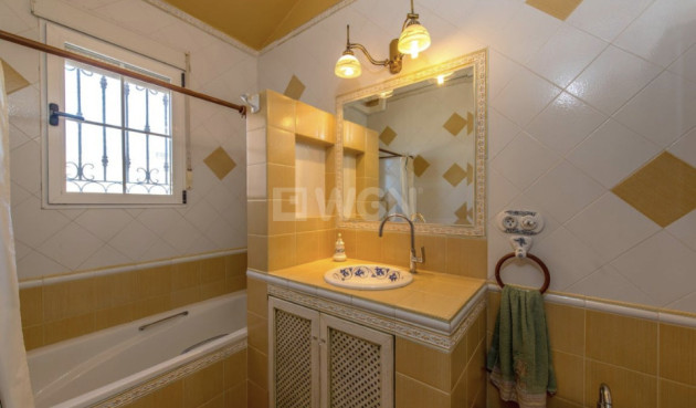 Odsprzedaż - Villa - La Mata - Costa Blanca