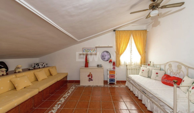 Odsprzedaż - Villa - La Mata - Costa Blanca