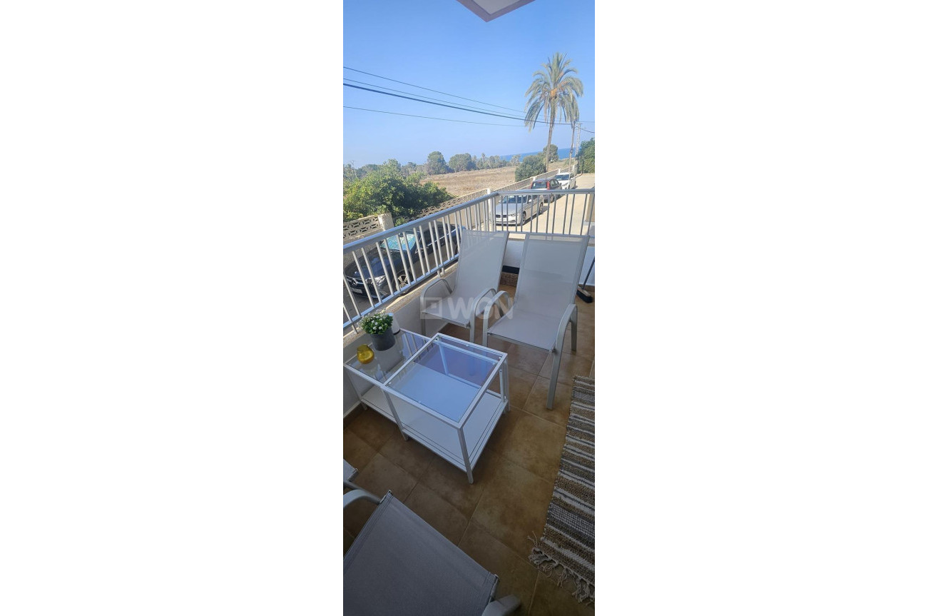 Resale - Apartment / flat - Orihuela Costa - Punta Prima