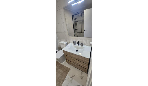Resale - Apartment / flat - Orihuela Costa - Punta Prima