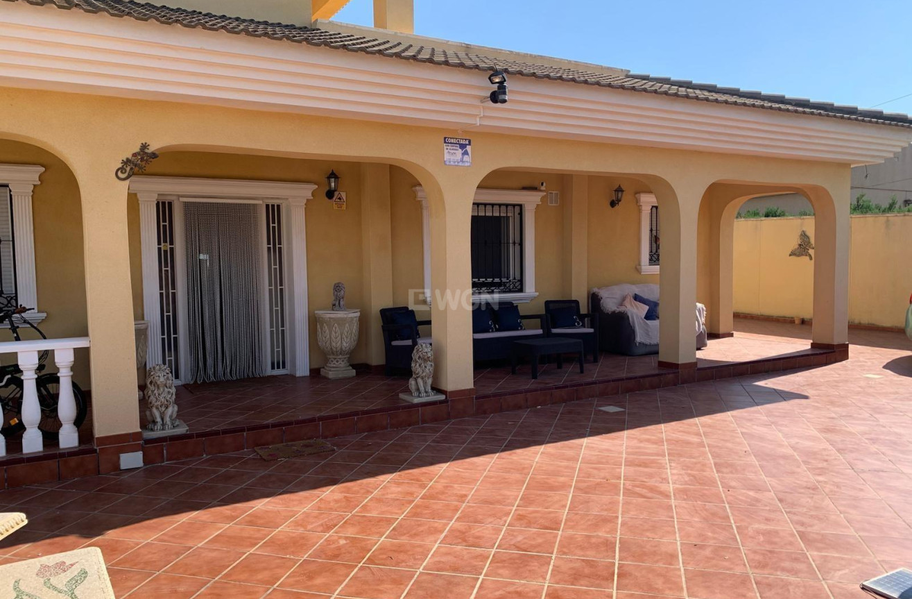 Odsprzedaż - Villa - Torrevieja - Los Balcones - Los Altos del Edén