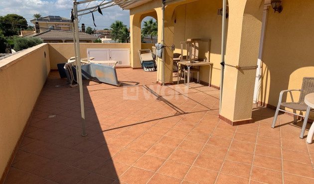Odsprzedaż - Villa - Torrevieja - Los Balcones - Los Altos del Edén