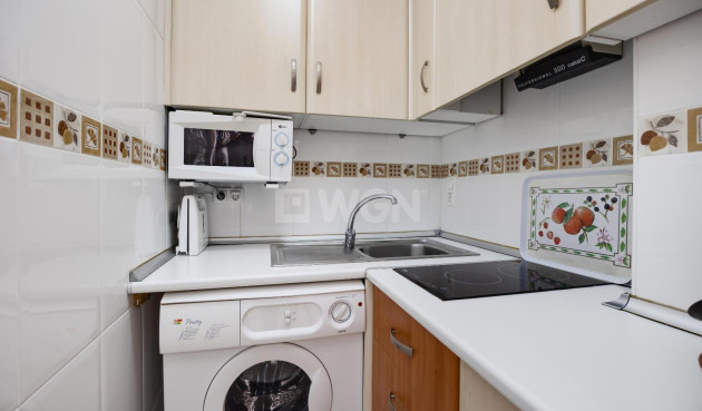 Odsprzedaż - Daszek - Torrevieja