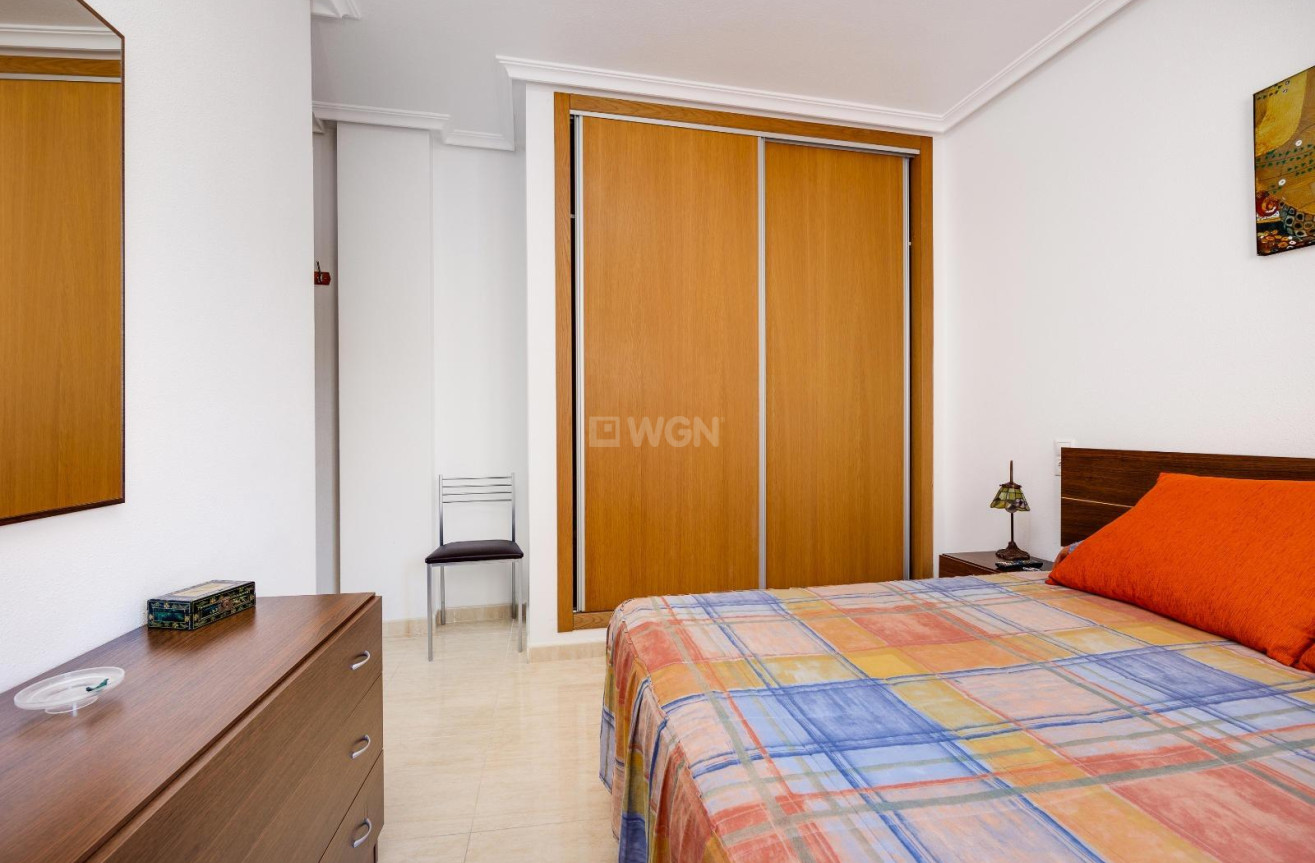 Odsprzedaż - Daszek - Torrevieja