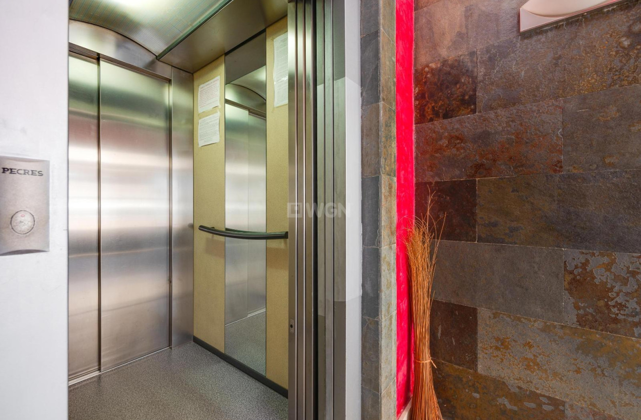 Odsprzedaż - Daszek - Torrevieja