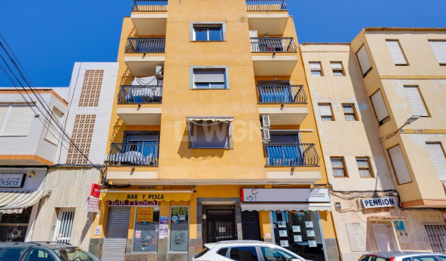 Odsprzedaż - Daszek - Torrevieja