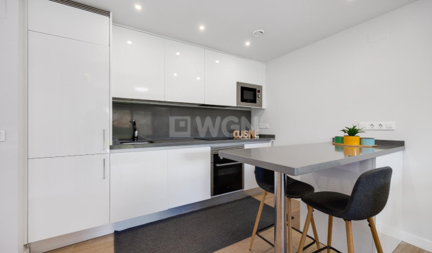 Odsprzedaż - Mieszkanie w bloku - Orihuela Costa - Villamartín-las Filipinas