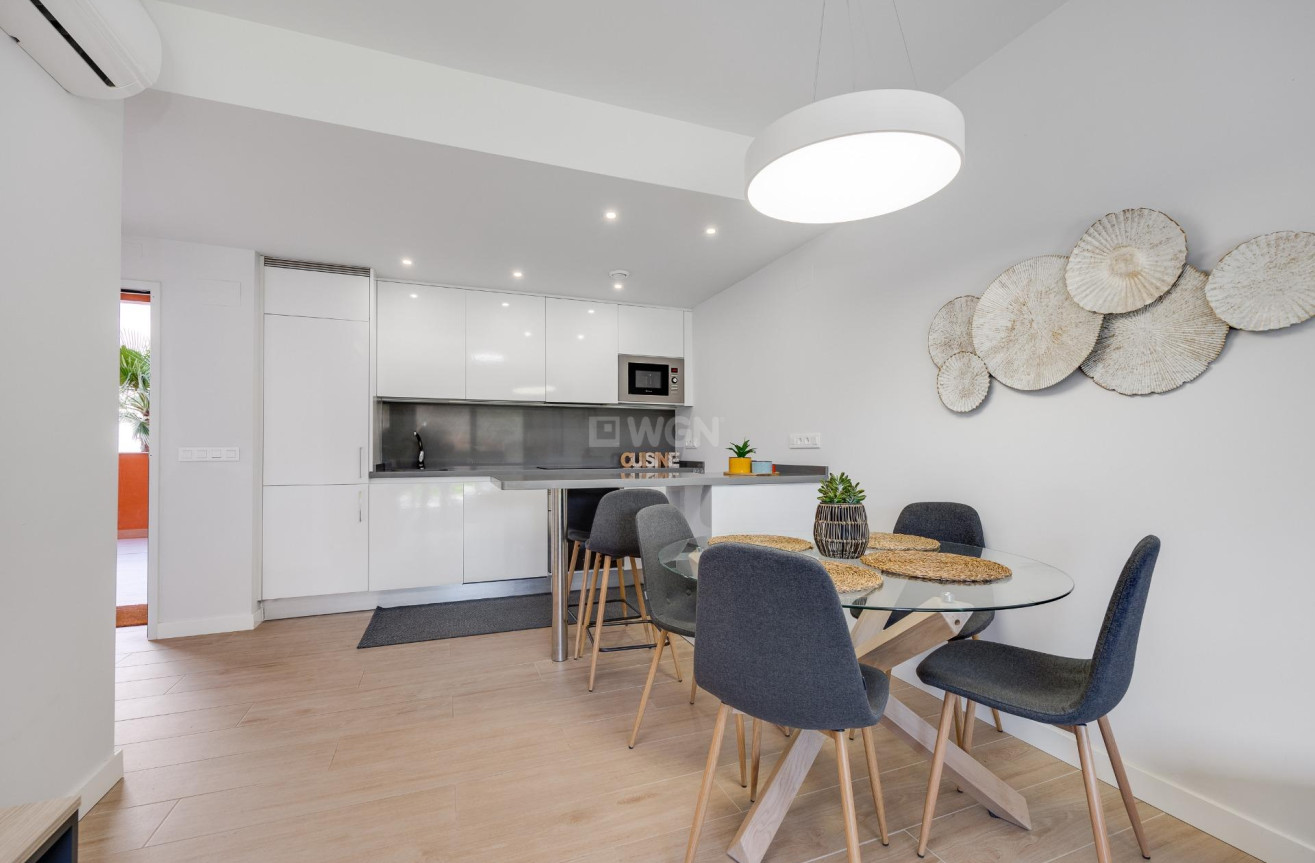 Odsprzedaż - Mieszkanie w bloku - Orihuela Costa - Villamartín-las Filipinas