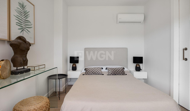 Odsprzedaż - Mieszkanie w bloku - Orihuela Costa - Villamartín-las Filipinas