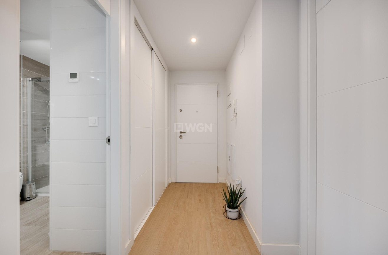 Odsprzedaż - Mieszkanie w bloku - Orihuela Costa - Villamartín-las Filipinas