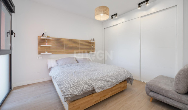 Odsprzedaż - Mieszkanie w bloku - Orihuela Costa - Villamartín-las Filipinas