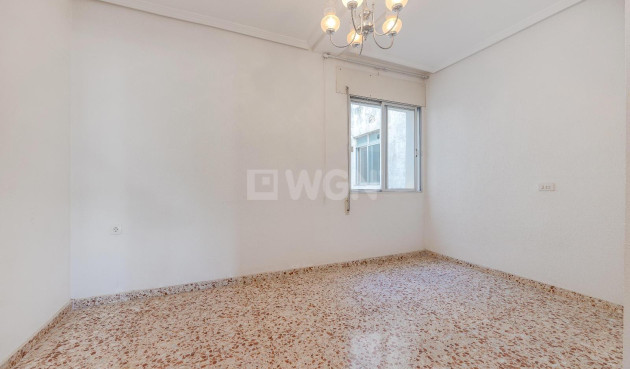 Odsprzedaż - Mieszkanie w bloku - San Pedro del Pinatar - Av. Dr Artero Guirao