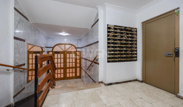 Reventa - Apartamento / piso - Torrevieja - Centro