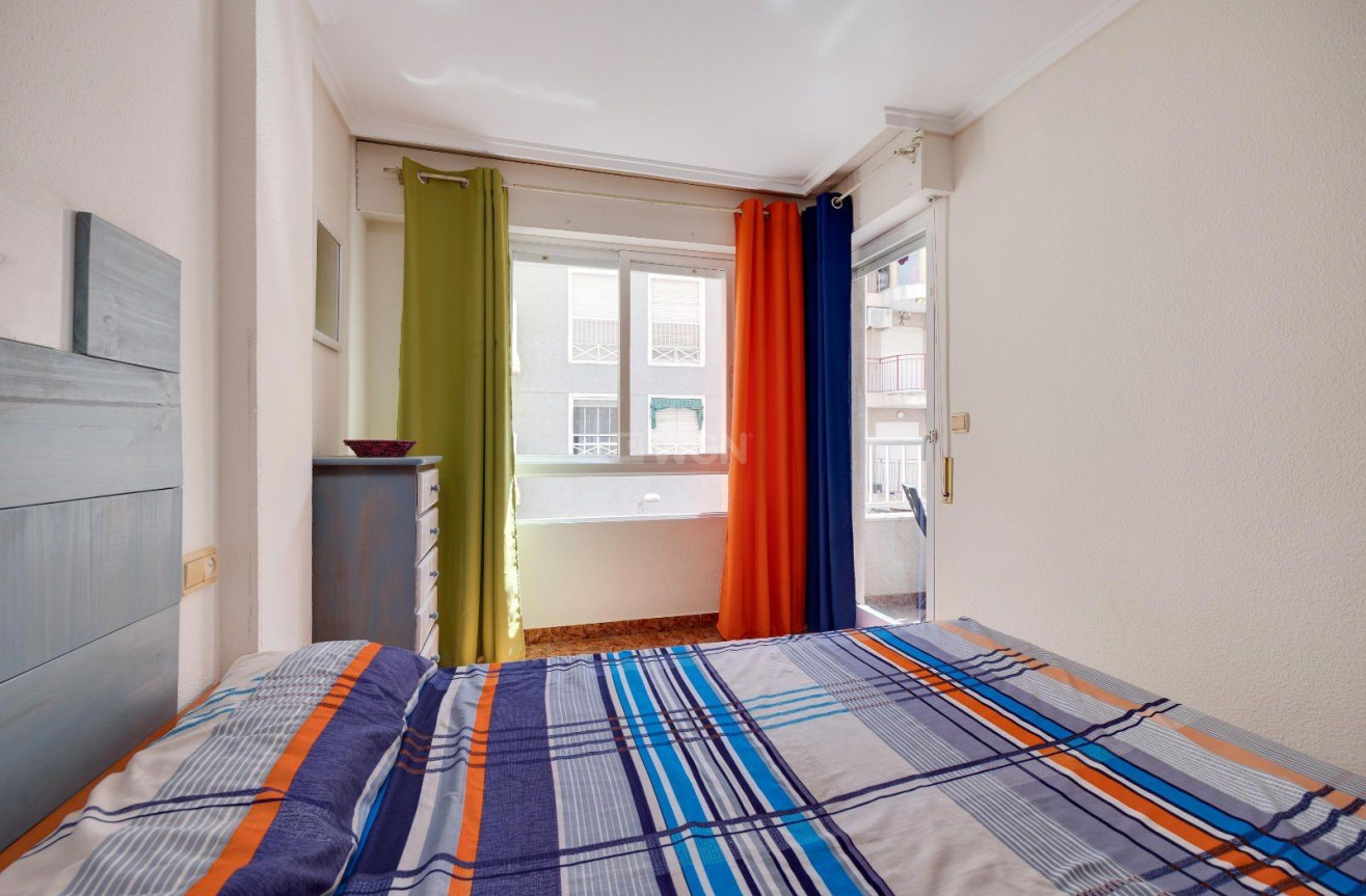 Reventa - Apartamento / piso - Torrevieja - Centro