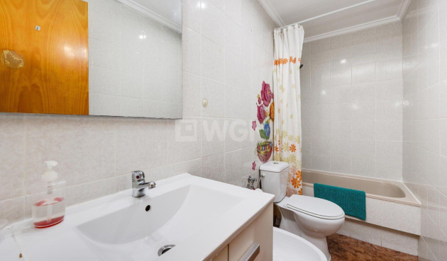 Reventa - Apartamento / piso - Torrevieja - Centro