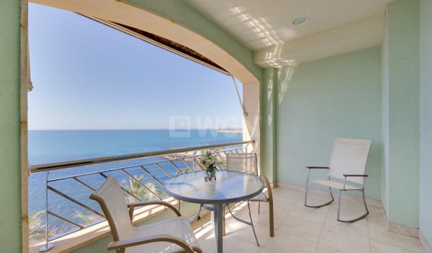 Odsprzedaż - Mieszkanie w bloku - Torrevieja - Paseo Maritimo
