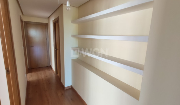 Odsprzedaż - Mieszkanie w bloku - Torrevieja - Puerto