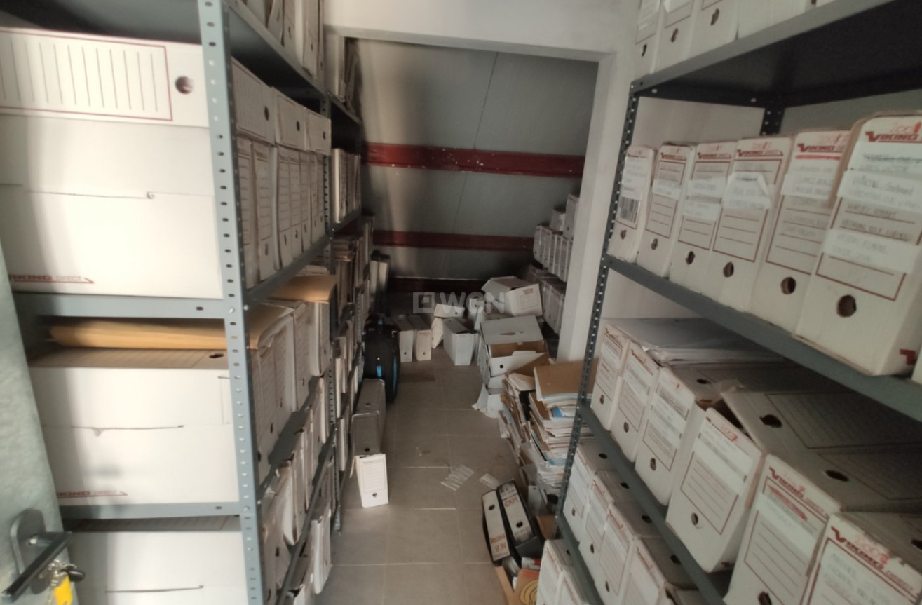 Odsprzedaż - Mieszkanie w bloku - Torrevieja - Puerto