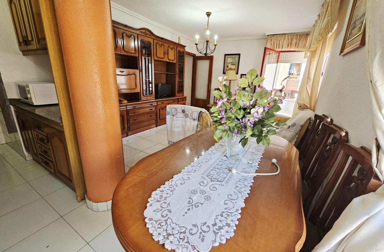 Resale - Apartment / flat - Guardamar del Segura - Pueblo