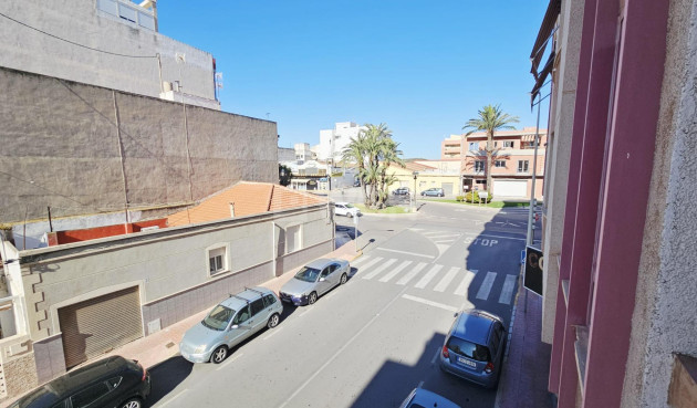 Resale - Apartment / flat - Guardamar del Segura - Pueblo