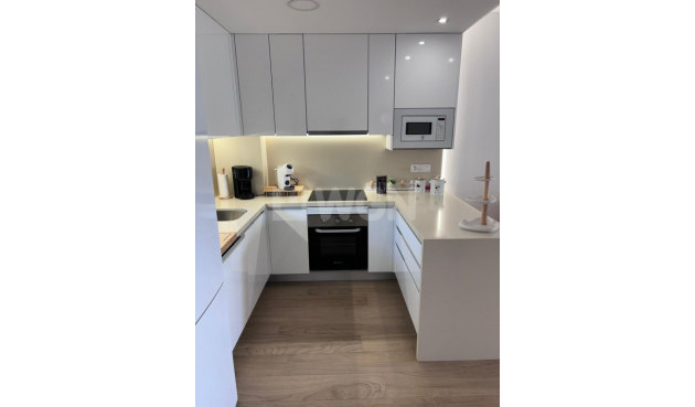 Odsprzedaż - Mieszkanie w bloku - Los Balcones - Costa Blanca