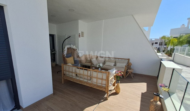 Odsprzedaż - Mieszkanie w bloku - Los Balcones - Costa Blanca