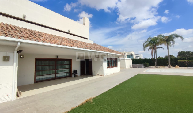 Odsprzedaż - Villa - Peraleja Golf - Inland