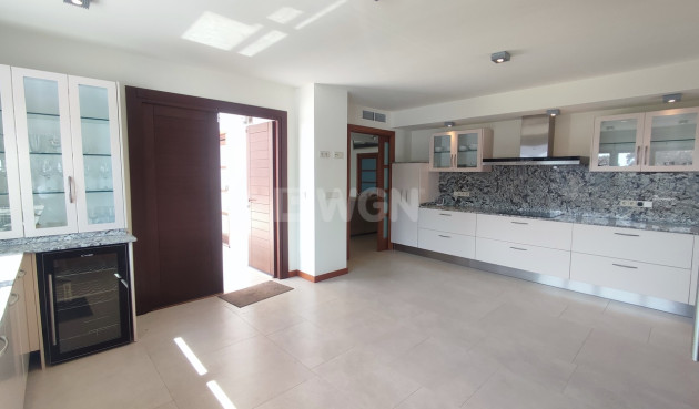 Odsprzedaż - Villa - Peraleja Golf - Inland