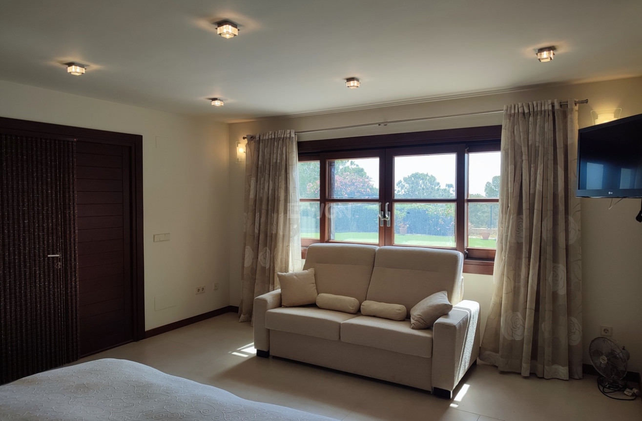 Odsprzedaż - Villa - Peraleja Golf - Inland