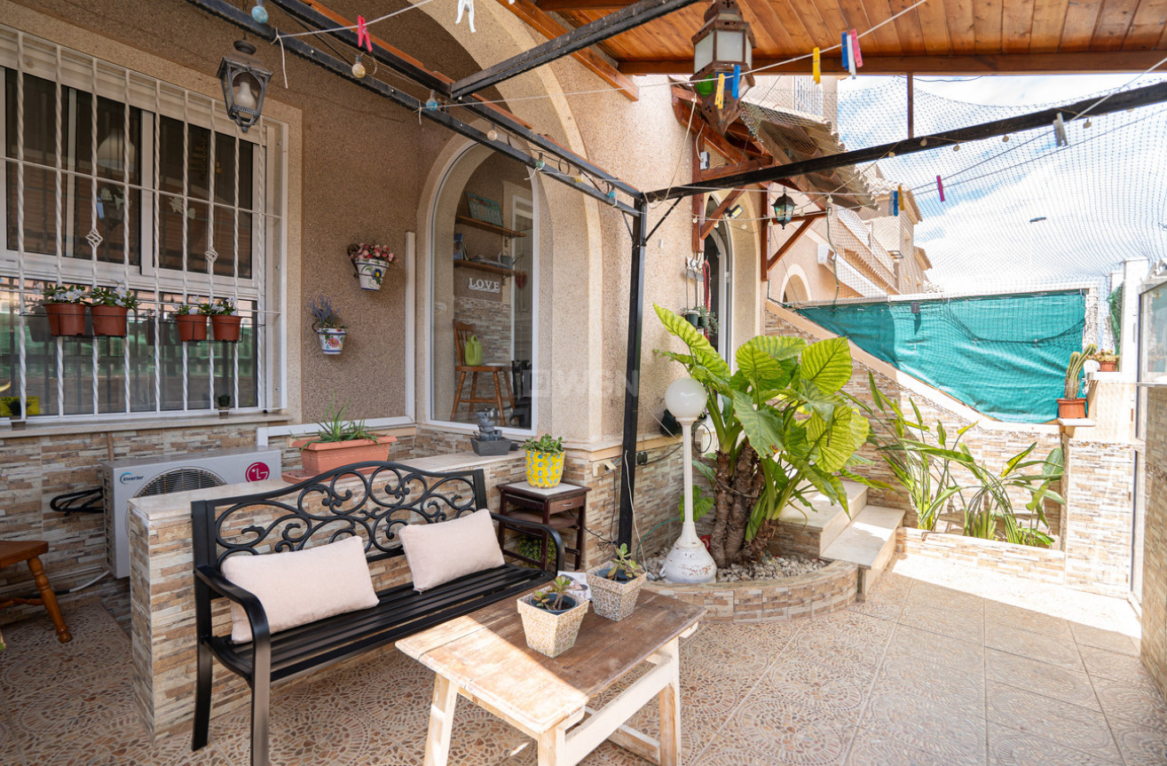 Odsprzedaż - Kamienica - Gran Alacant - Costa Blanca