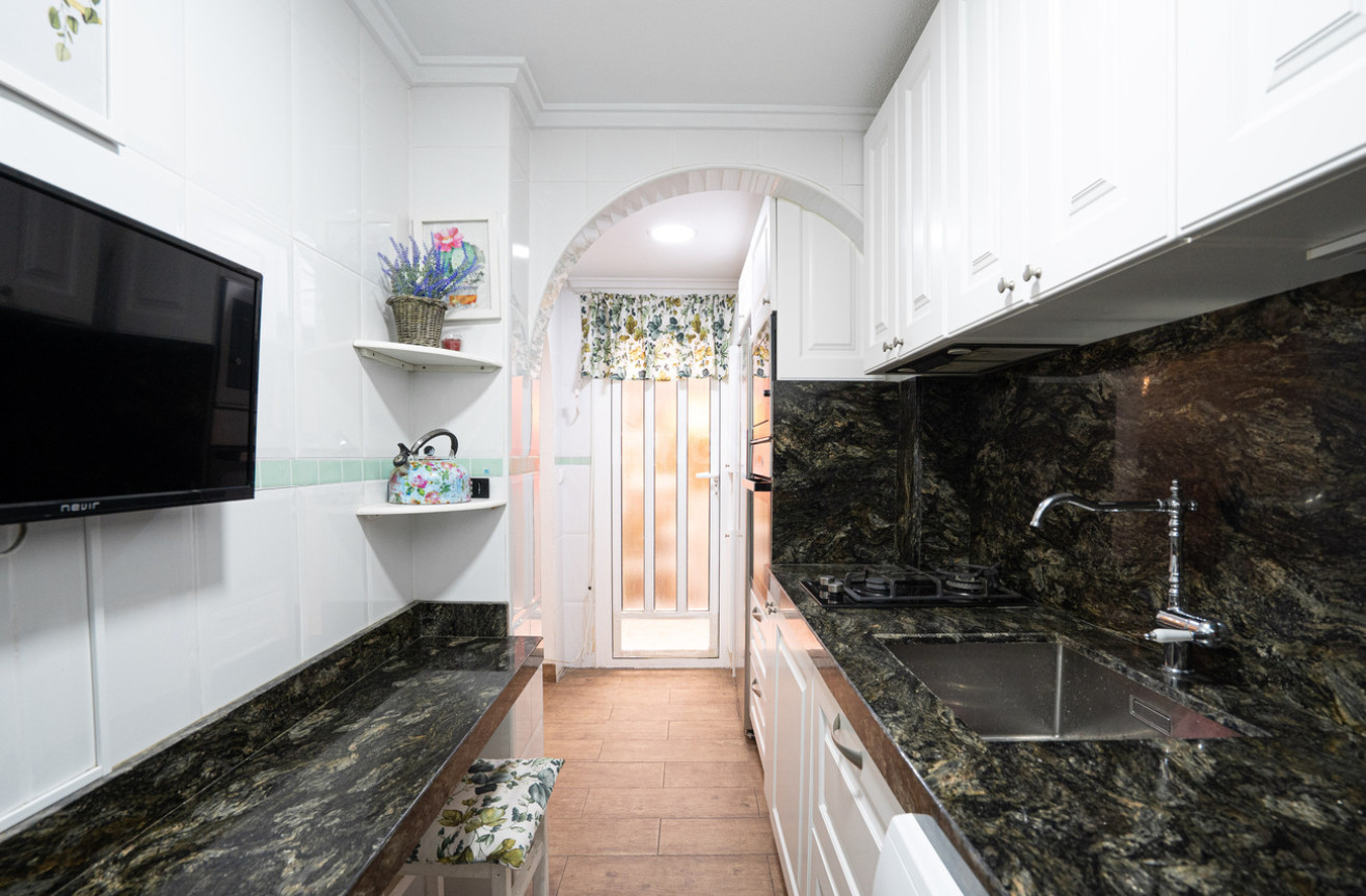 Odsprzedaż - Kamienica - Gran Alacant - Costa Blanca