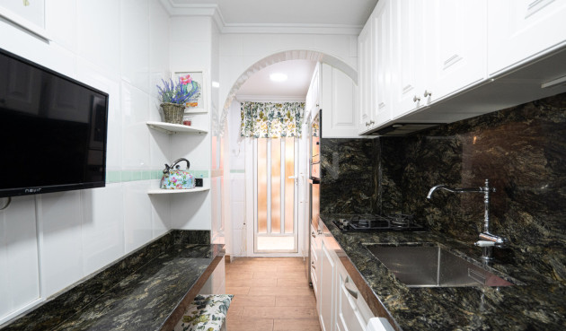 Odsprzedaż - Kamienica - Gran Alacant - Costa Blanca