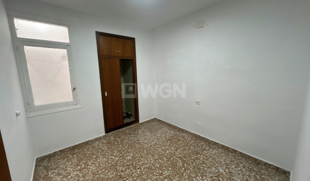 Odsprzedaż - Mieszkanie w bloku - Jacarilla - Inland