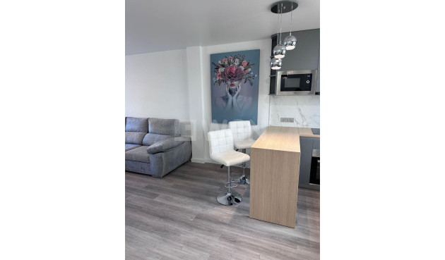 Wiederverkauf - Wohnung - Torrevieja - Estacion De Autobuses