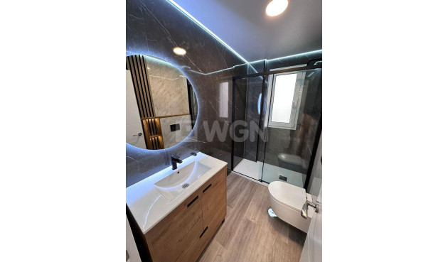 Wiederverkauf - Wohnung - Torrevieja - Estacion De Autobuses