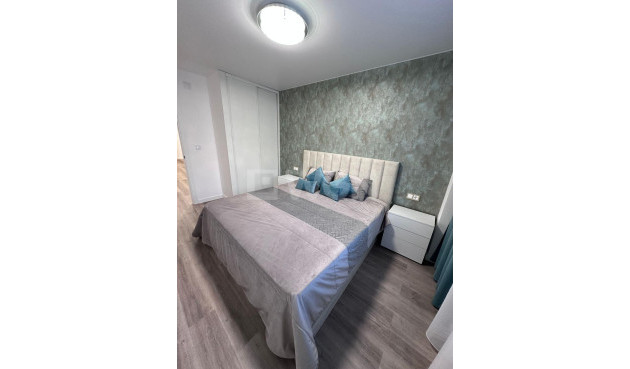 Wiederverkauf - Wohnung - Torrevieja - Estacion De Autobuses