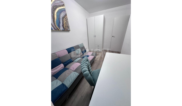 Wiederverkauf - Wohnung - Torrevieja - Estacion De Autobuses