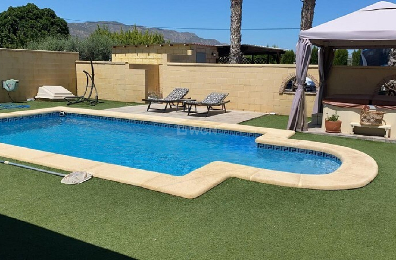 Resale - Villa - Albatera - Inland