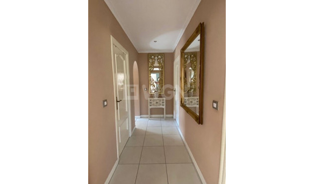 Resale - Villa - Albatera - Inland