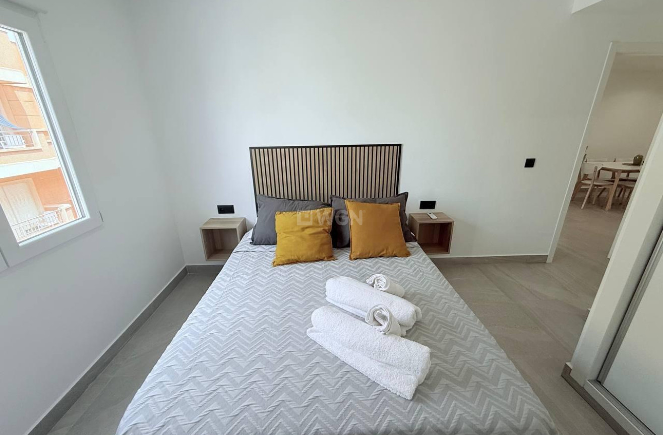 Reventa - Apartamento / piso - Torrevieja - La Mata