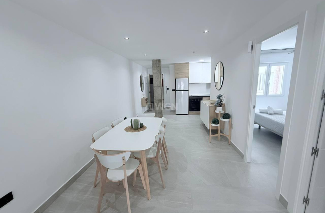 Reventa - Apartamento / piso - Torrevieja - La Mata