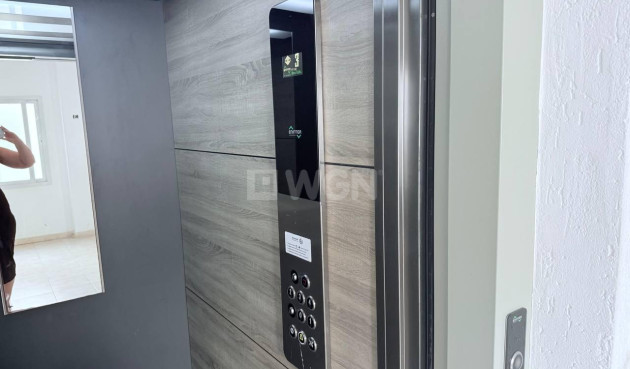 Reventa - Apartamento / piso - Torrevieja - La Mata