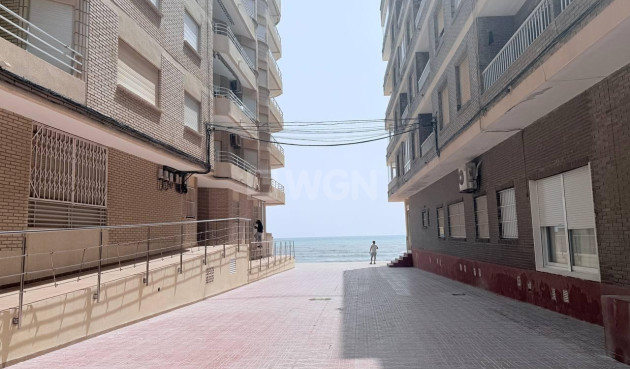 Reventa - Apartamento / piso - Torrevieja - La Mata