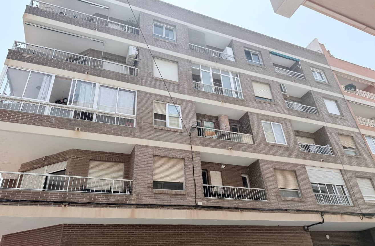 Reventa - Apartamento / piso - Torrevieja - La Mata