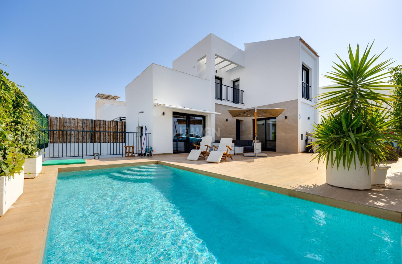 Odsprzedaż - Villa - Ciudad Quesada - Costa Blanca Sur