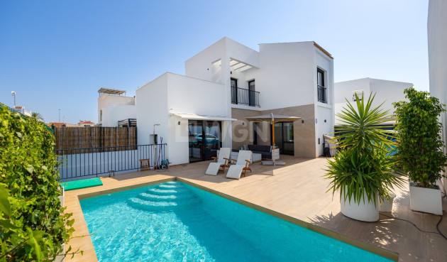Odsprzedaż - Villa - Ciudad Quesada - Costa Blanca Sur