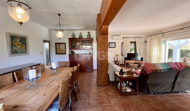 Odsprzedaż - Villa - Cabo Roig - Costa Blanca