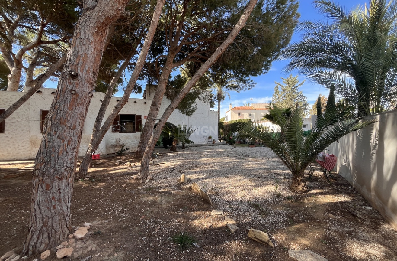 Odsprzedaż - Villa - Cabo Roig - Costa Blanca